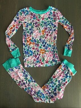 Little Sleepies sweet pea print 5/6 pjs